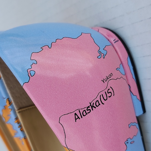 NWOT KATY PERRY THE SISTER MAP PRINT FLATS - Picture 4 of 9